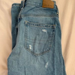 American eagle mom jeans